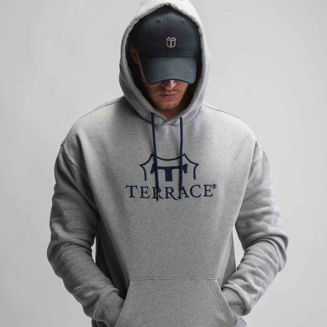 Rixa Sweat Hoodie Grey Melange Model Front