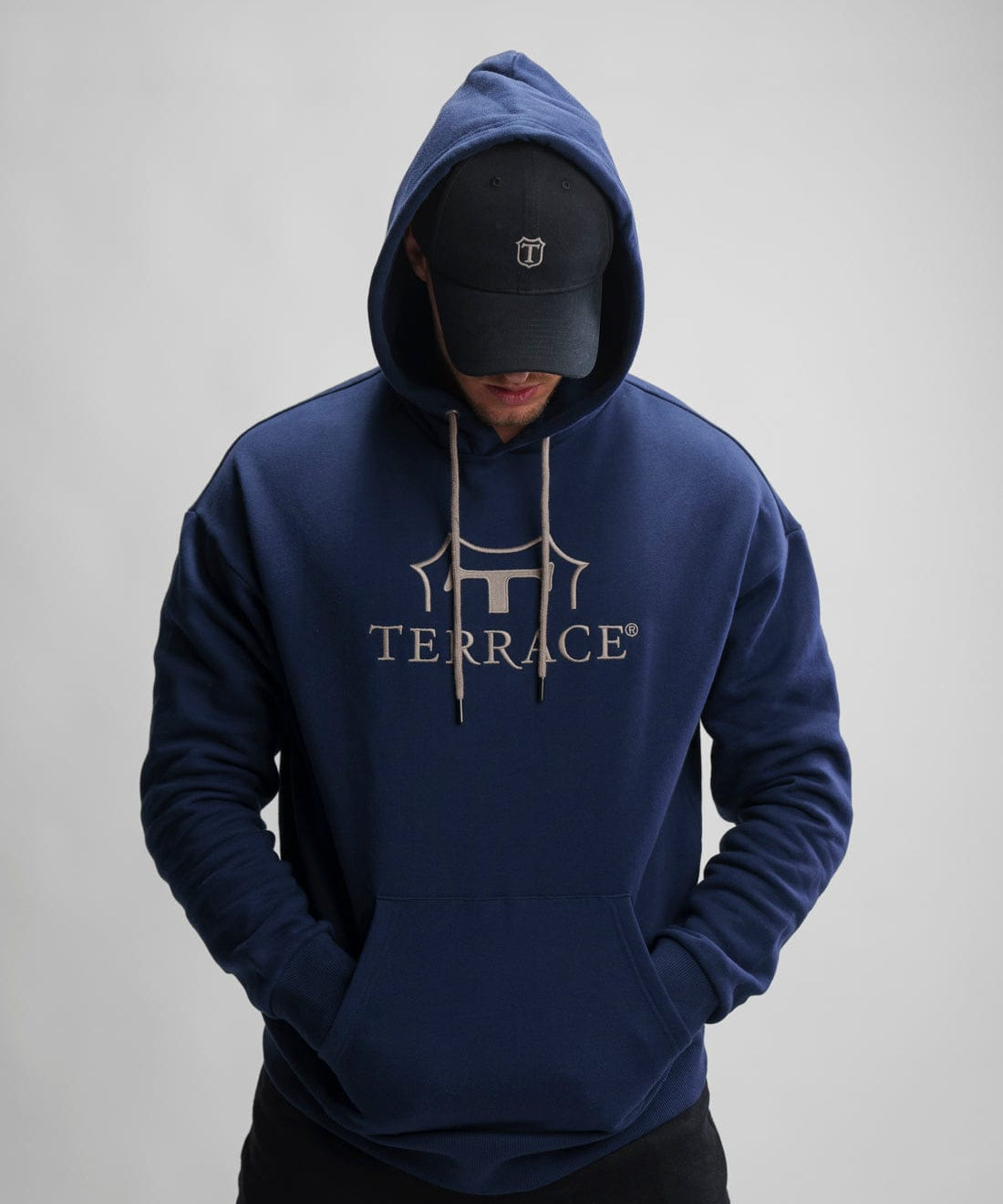 Rixa Sweat Hoodie Evening Blue Front Model